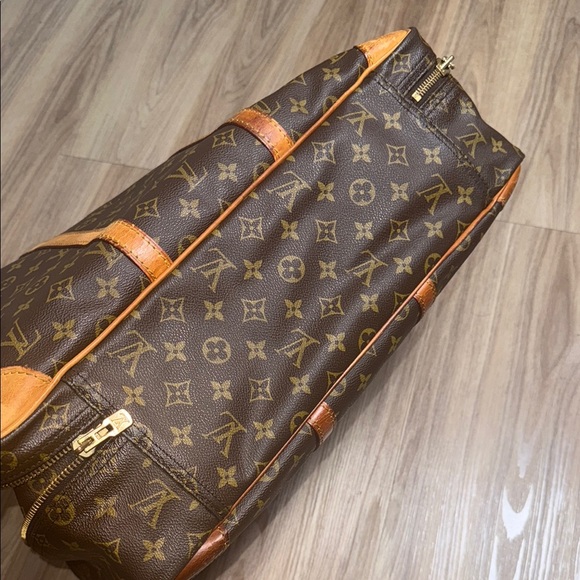 Louis Vuitton Brown Monogram Travel Bag (call out) - Picture 11 of 11